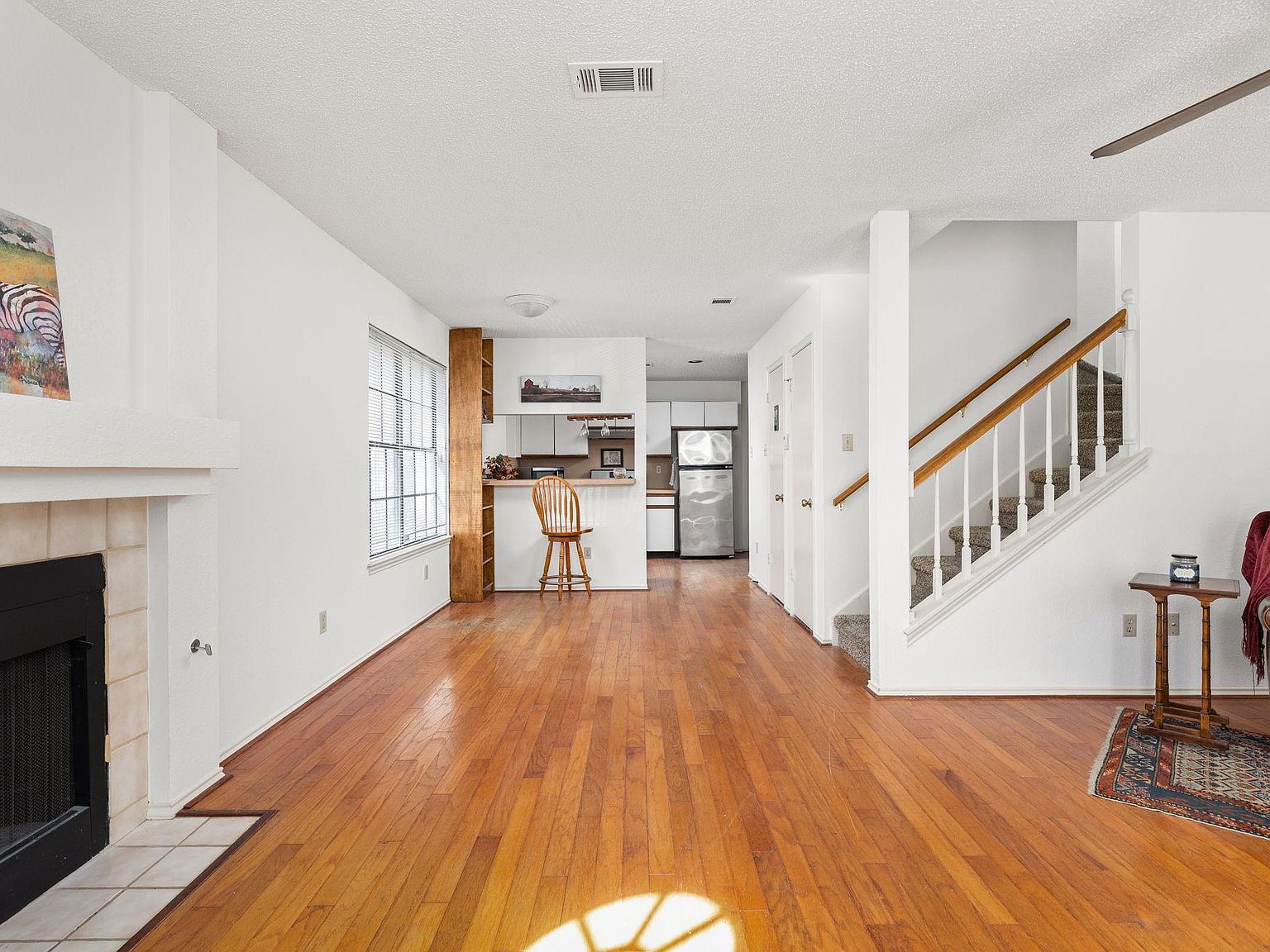 12325 Los Indios Trl UNIT 12 Austin, TX 78729 - Thumbnail 4