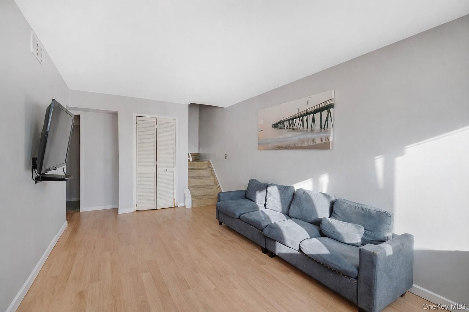 327A Mersereau Ave Staten Island, NY 10303 - Thumbnail 4