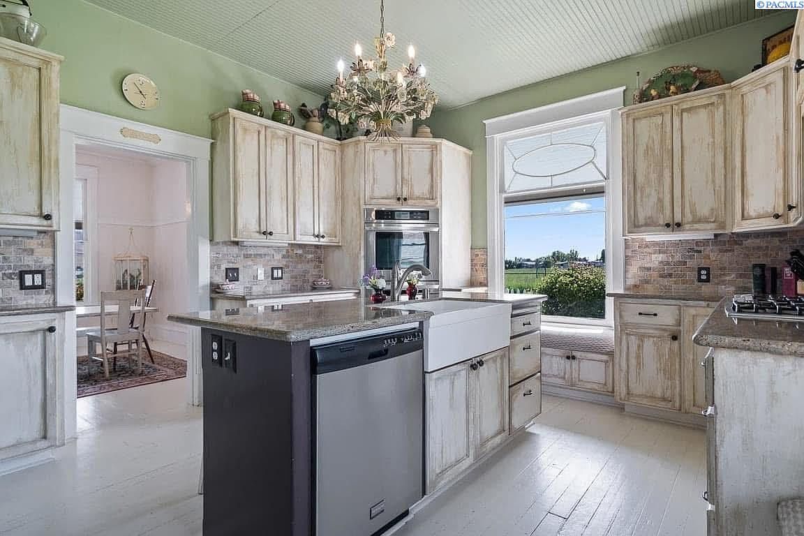 257 N Wamba Rd Prosser, WA 99350 - Thumbnail 4