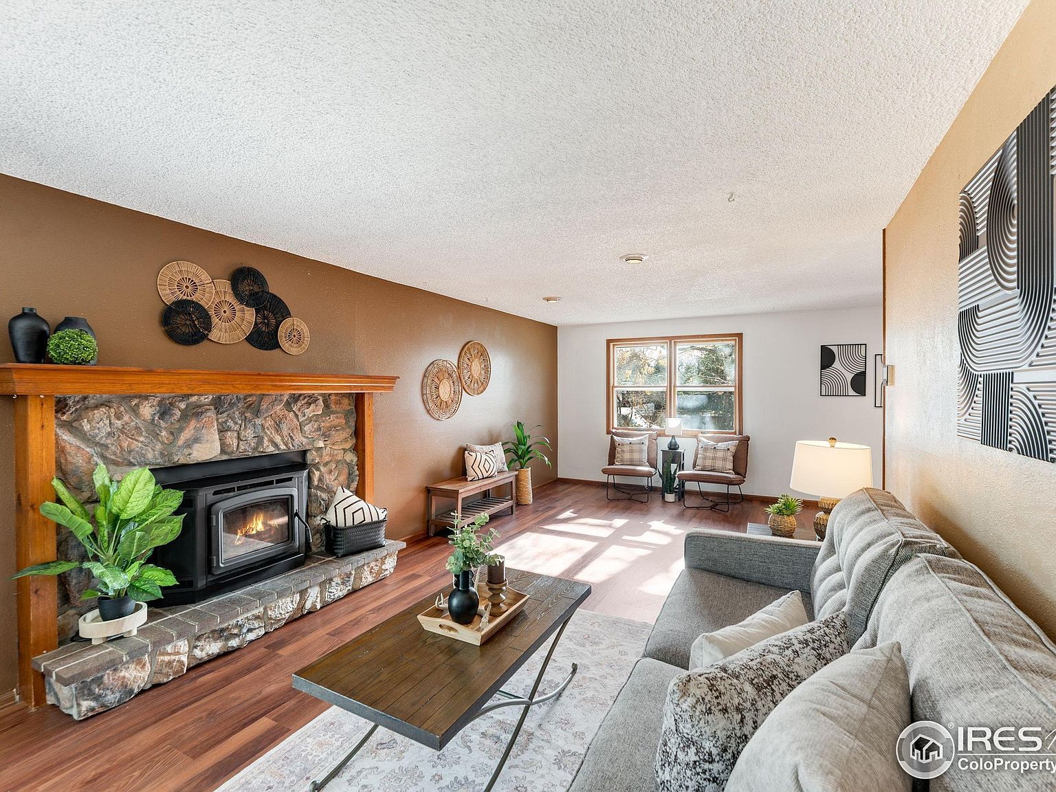 1900 Carr Dr Longmont, CO 80501 - Thumbnail 4