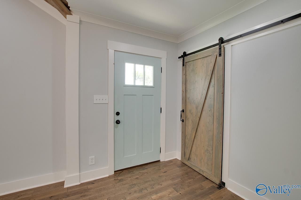 2401 Bonita Dr SW Huntsville, AL 35801 - Thumbnail 4