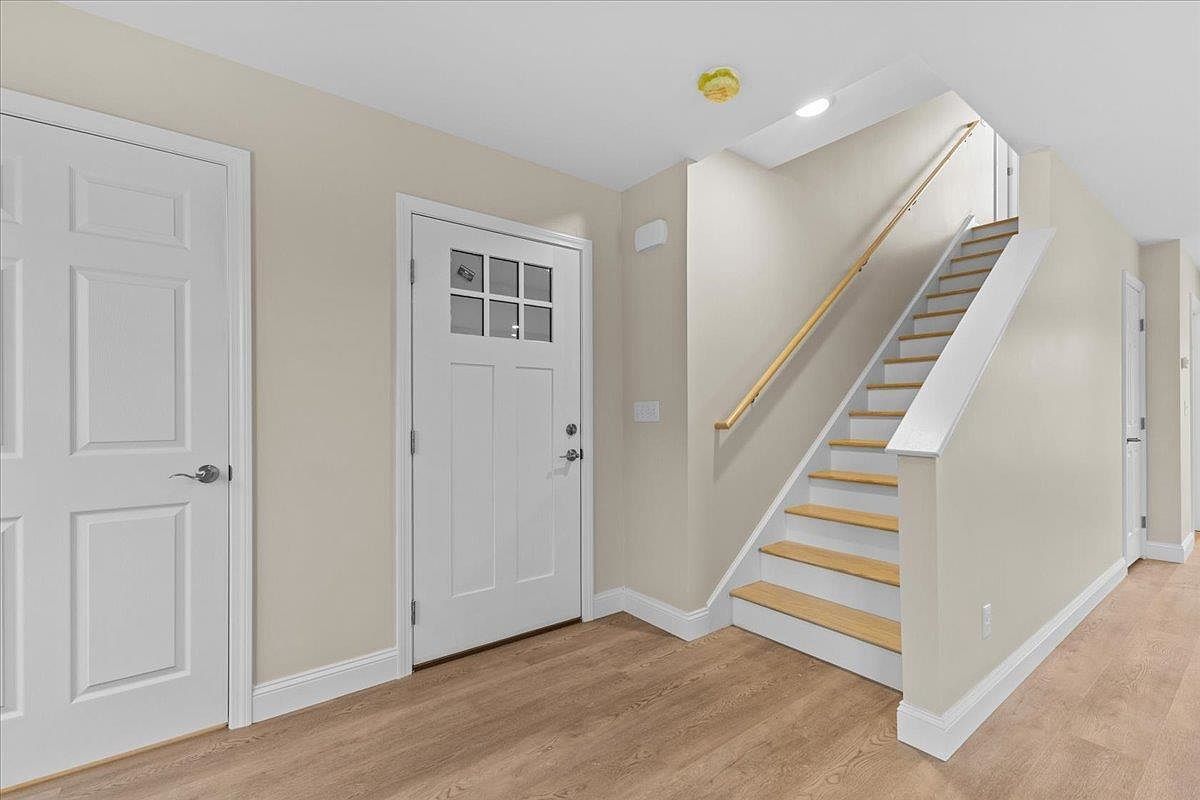 12 Franklin St #1 Winooski, VT 05404 - Thumbnail 4