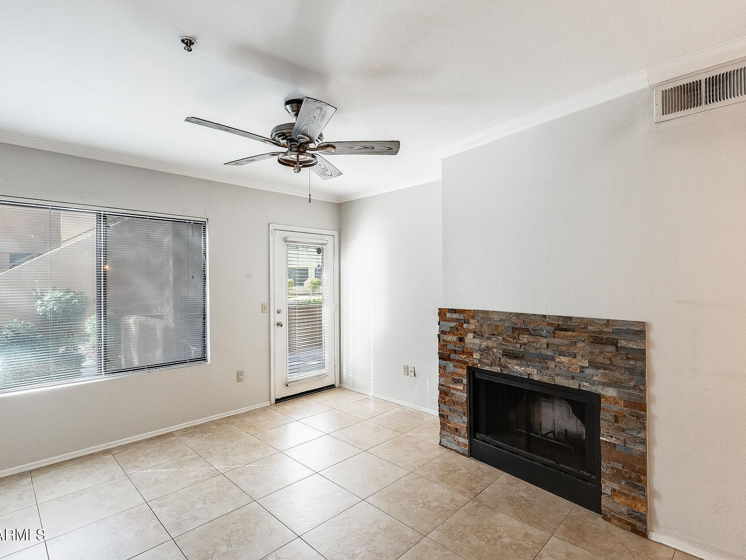 7575 E Indian Bend Rd APT 1057 Scottsdale, AZ 85250 - Thumbnail 4