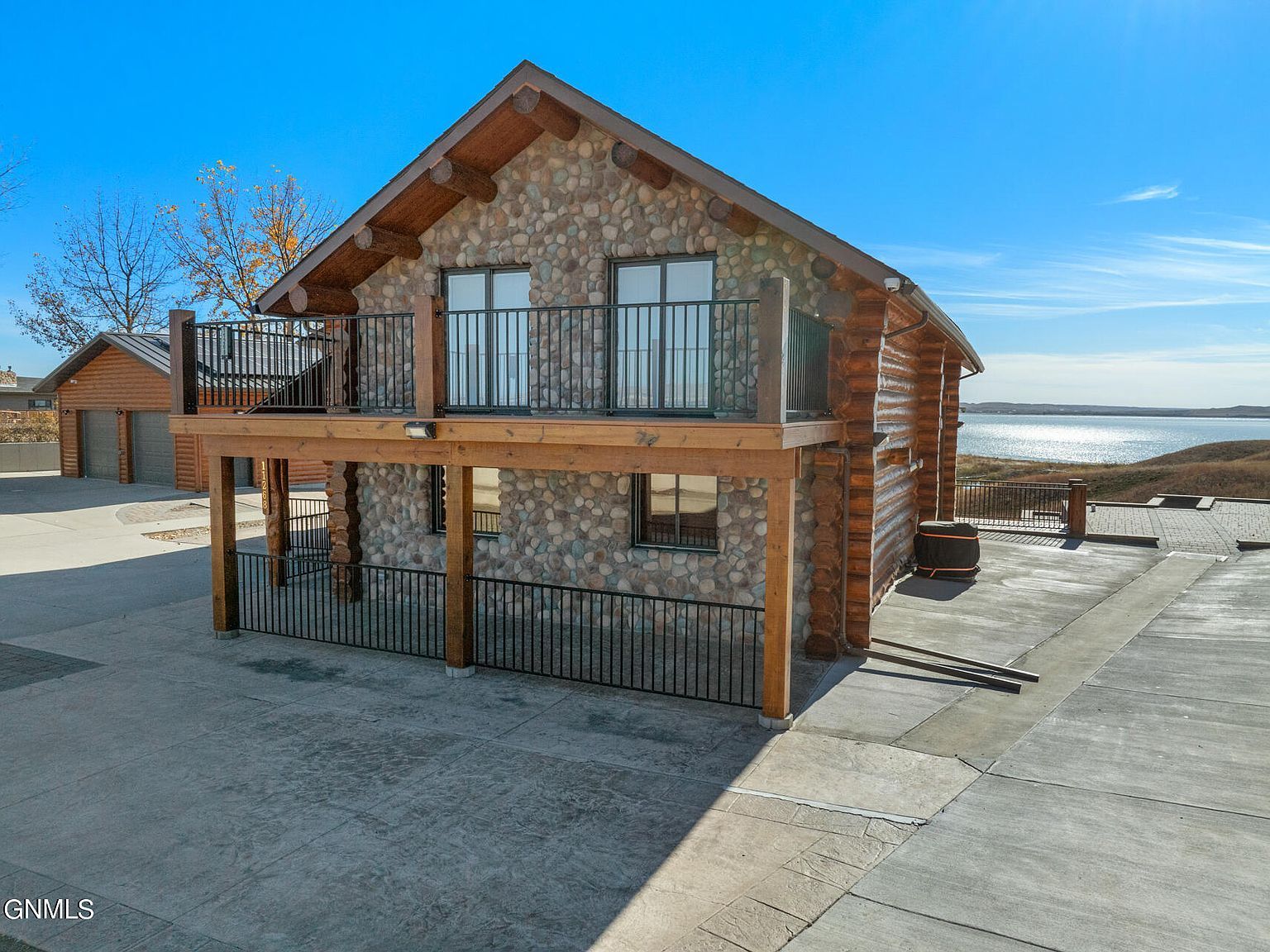 11268 Keys Cove Loop Ray, ND 58849 - Thumbnail 4