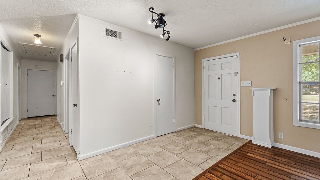 8 Holiday Ln Texarkana, TX 75503 - Thumbnail 4