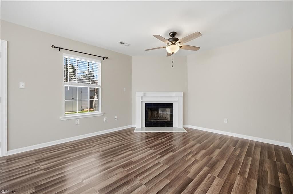 103 Heather Way APT A Yorktown, VA 23693 - Thumbnail 4