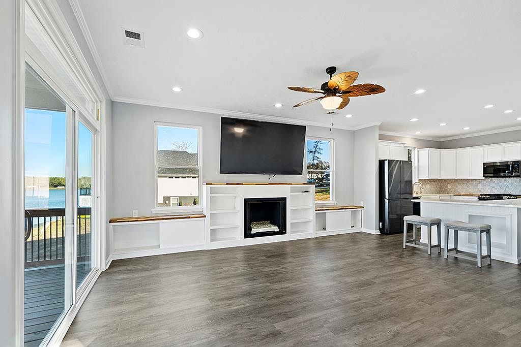 137 Boardwalk Greenwood, SC 29649 - Thumbnail 4