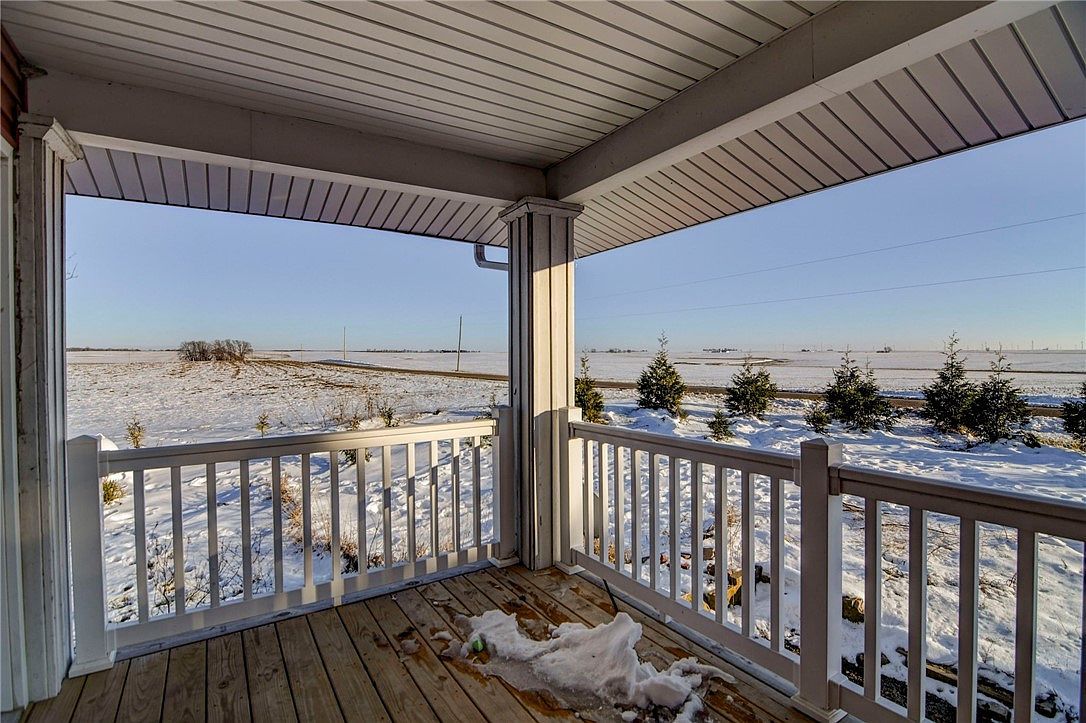 3733 East Rd Clinton, IL 61727 - Thumbnail 4