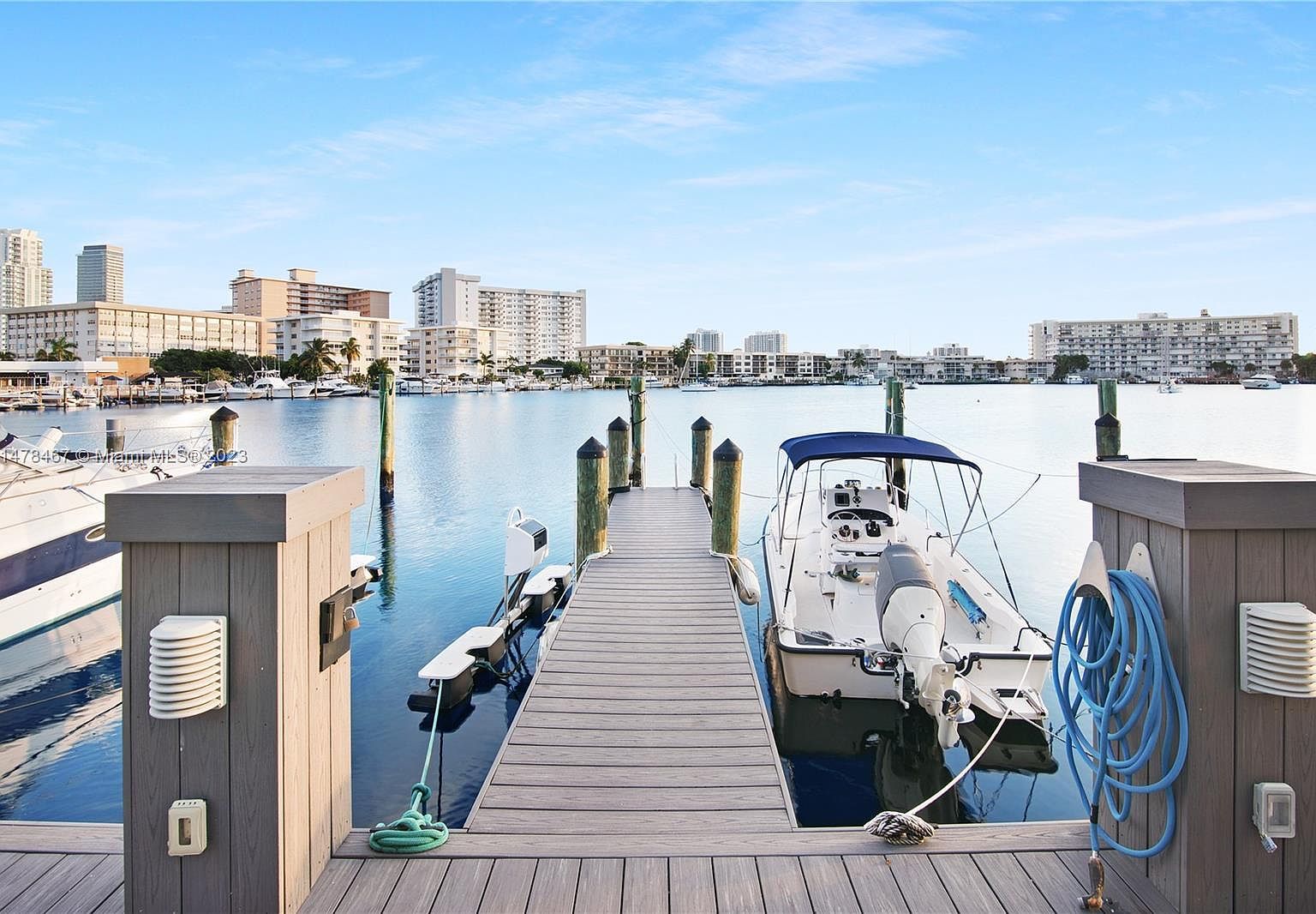 2420 Diana Dr APT 306 Hallandale, FL 33009 - Thumbnail 4