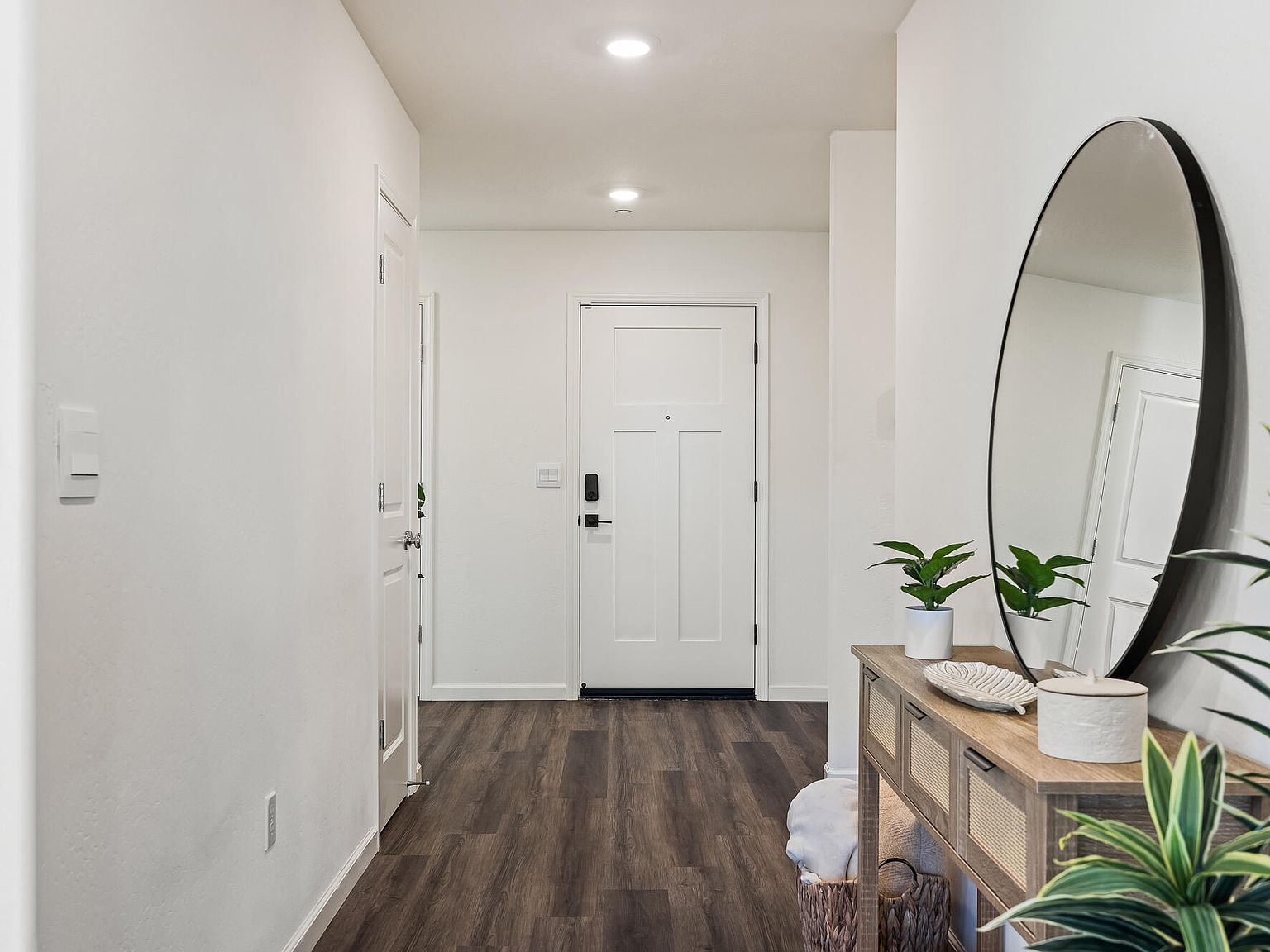 584 Shadow Creek Ct Tulare, CA 93274 - Thumbnail 4