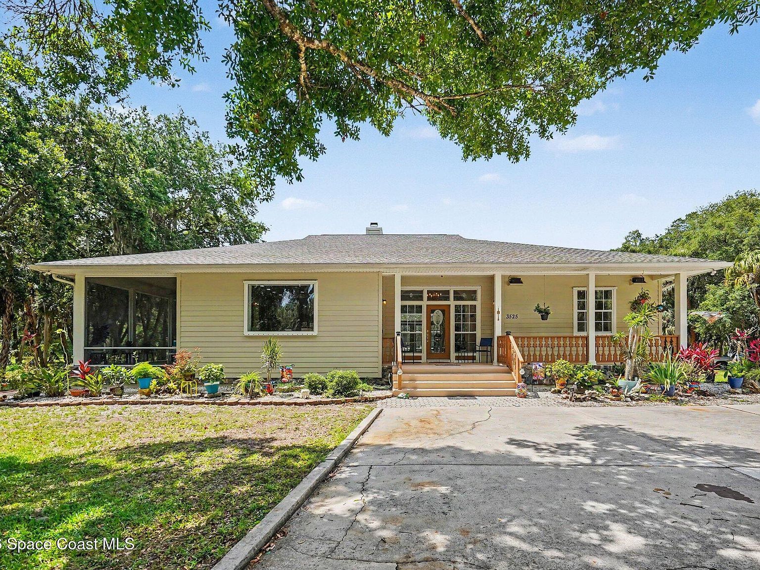 3525 Hield Rd Melbourne, FL 32904 - Thumbnail 4