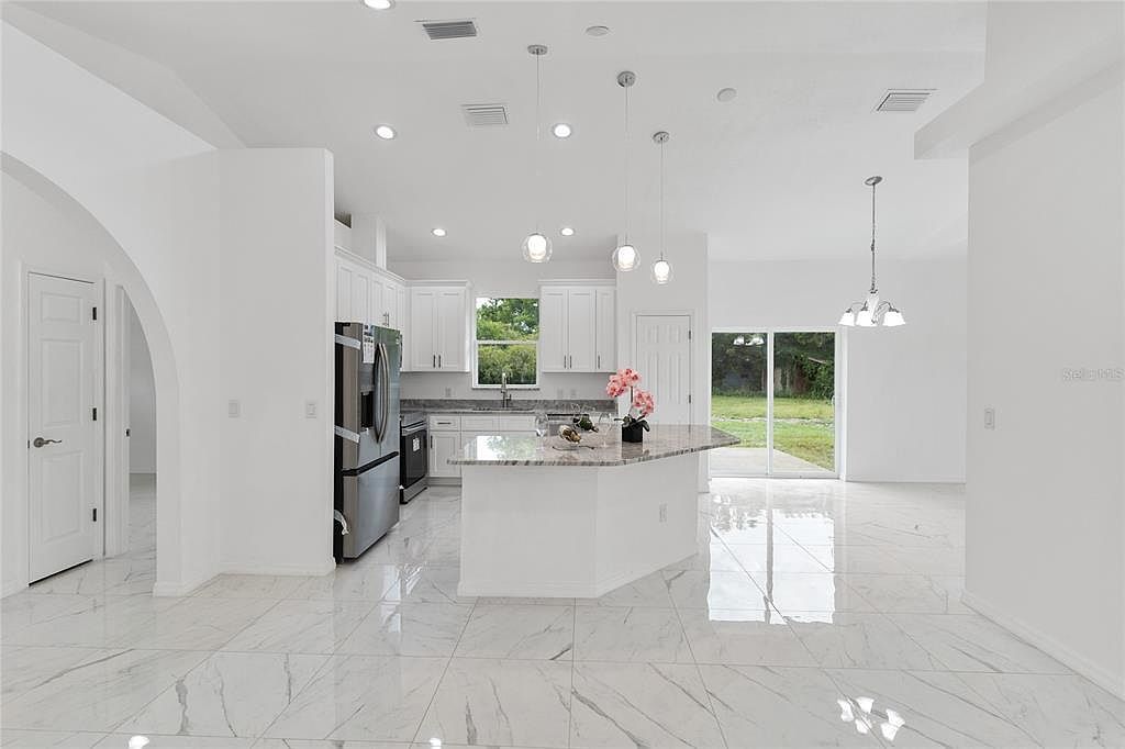 17279 Peggy Ave Mount Dora, FL 32757 - Thumbnail 4