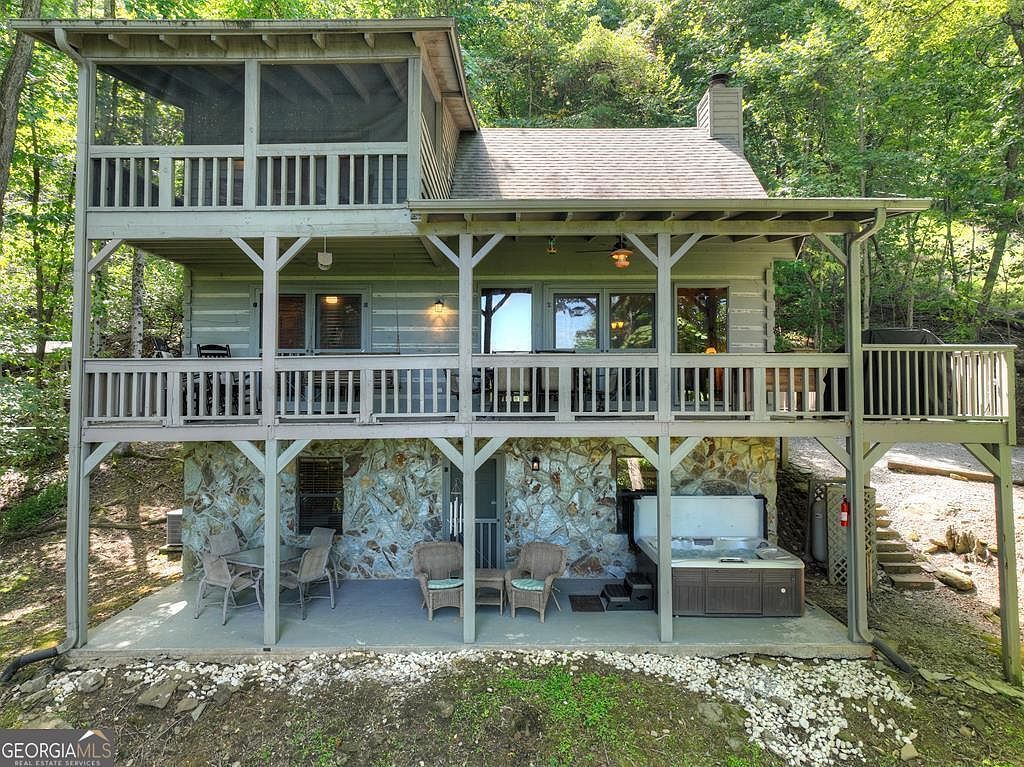 304 Ridge Cir Blue Ridge, GA 30513 - Thumbnail 4