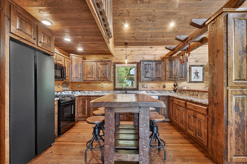 459 Quail Ridge Rd Blue Ridge, GA 30513 - Thumbnail 4