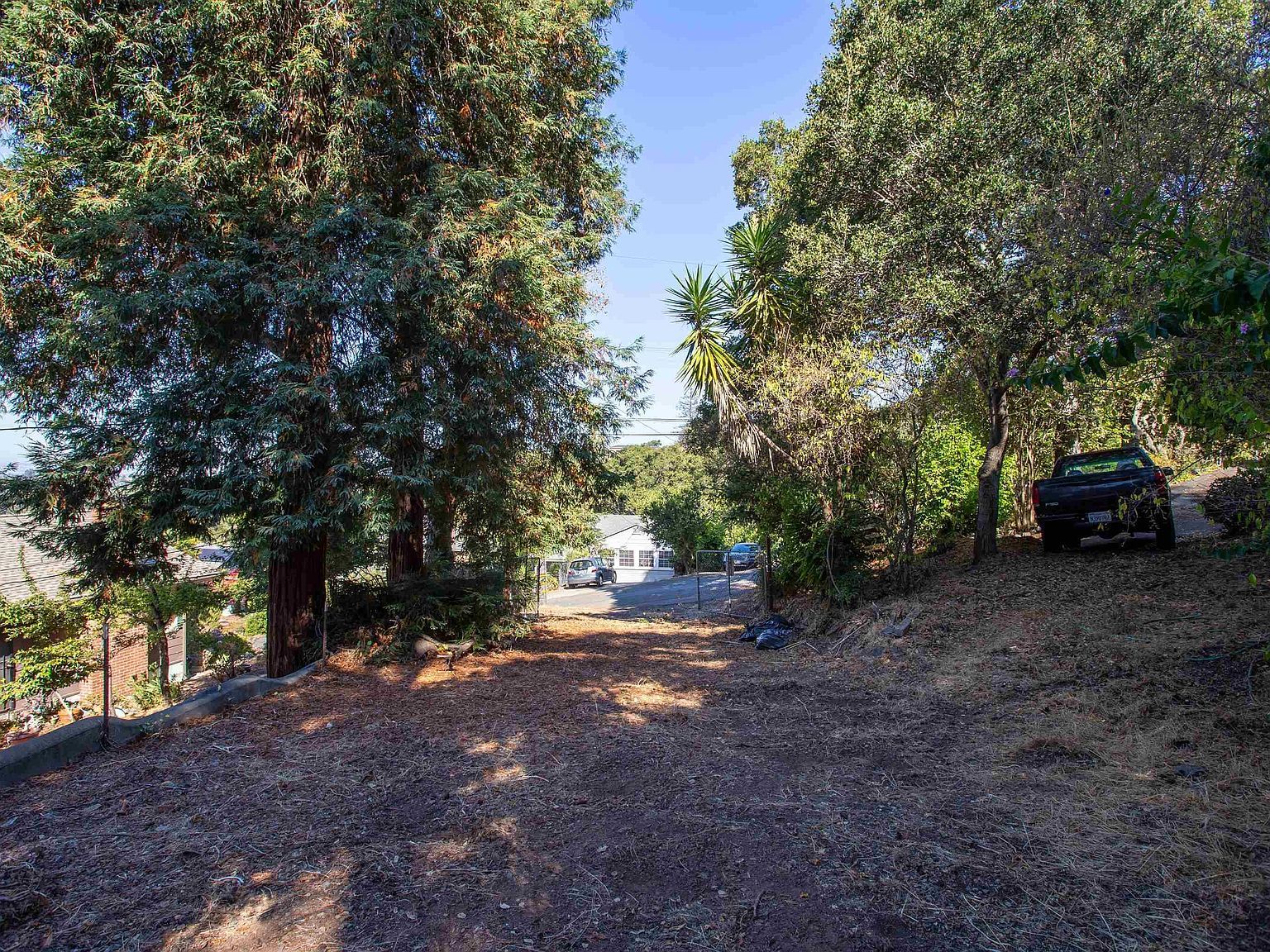 4224 Mountain View Ave Oakland, CA 94605 - Thumbnail 4