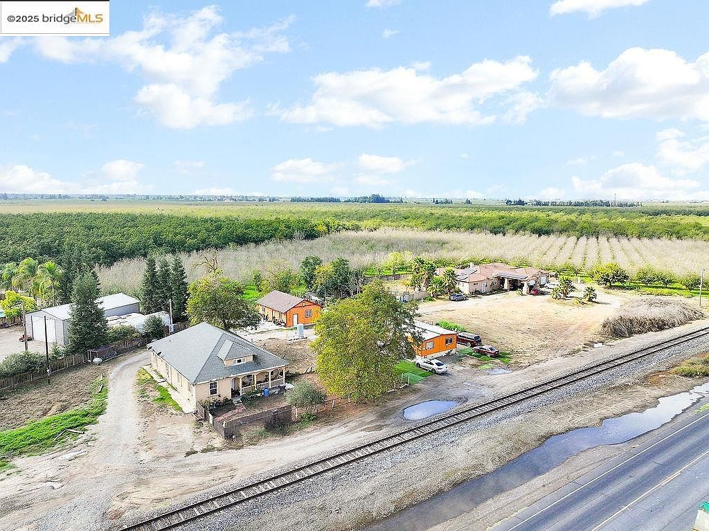 8190 E French Camp Rd Manteca, CA 95336 - Thumbnail 4