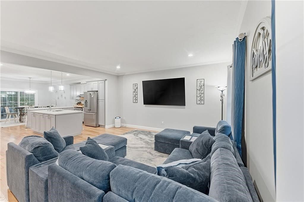 1504 Hunting Hill Dr #1504 Cumberland, RI 02864 - Thumbnail 4