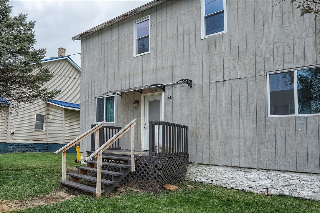 315 3rd St Saint Michael, PA 15951 - Thumbnail 4