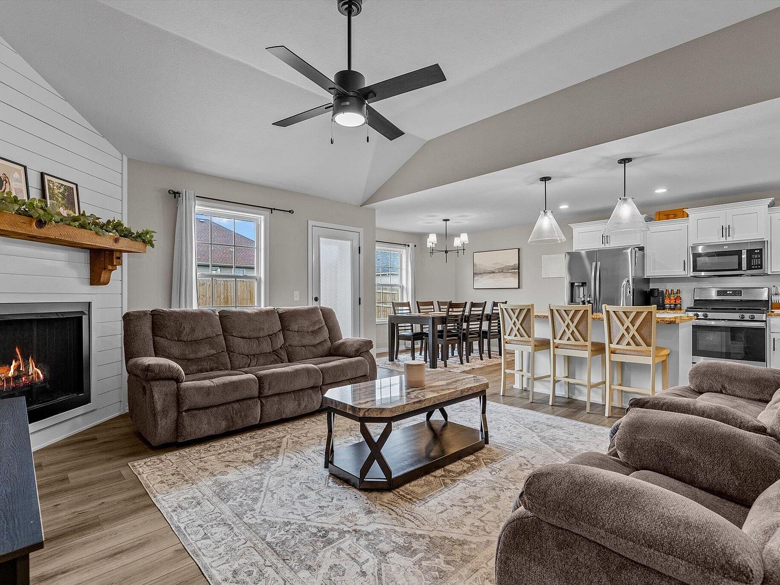 1433 Lyon Ave Republic, MO 65738 - Thumbnail 4