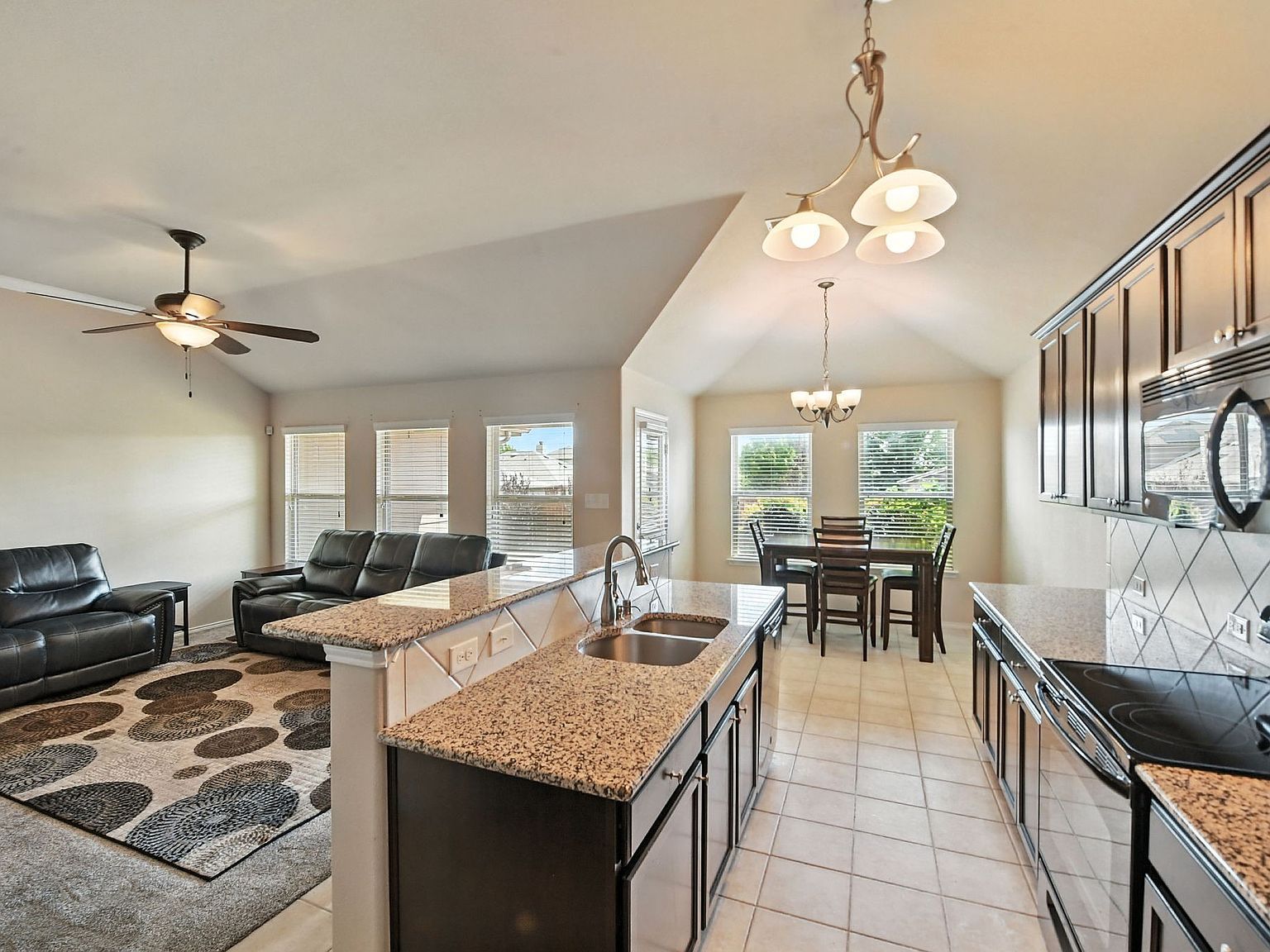 409 Copper Ridge Rd Haslet, TX 76052 - Thumbnail 4