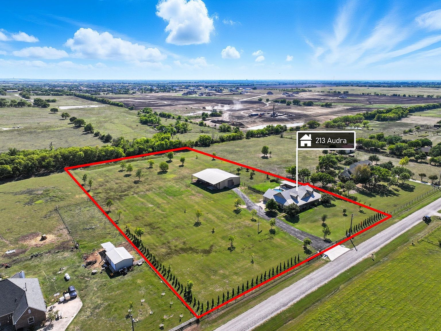 213 Audra Cir Rhome, TX 76078 - Thumbnail 4