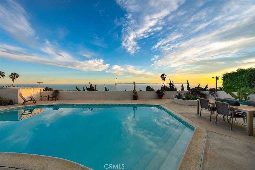 2225 Grenadier Dr San Pedro, CA 90732 - Thumbnail 4