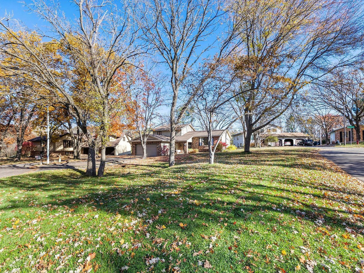 11711 Evergreen Cir NW Coon Rapids, MN 55448 - Thumbnail 4