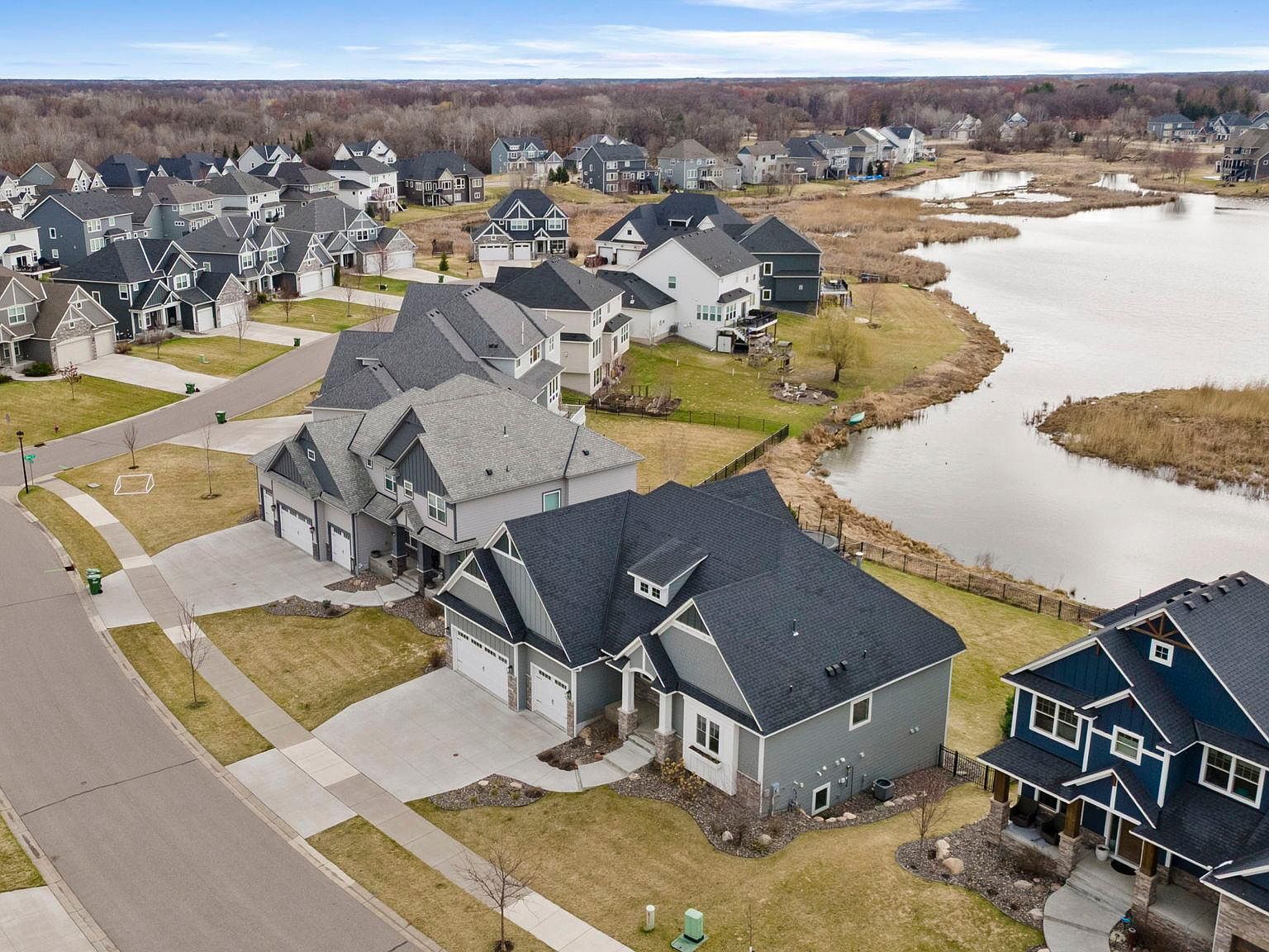 13175 Coral Sea Ct NE Blaine, MN 55449 - Thumbnail 4