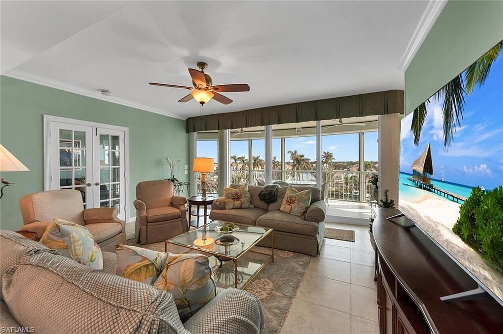 3971 Gulf Shore Blvd N APT 505 Naples, FL 34103 - Thumbnail 4