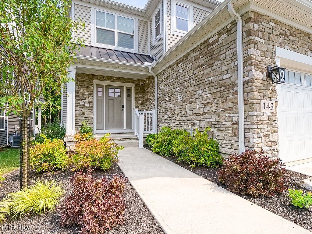 143 Town Centre Dr #G8W1LG Broadview Heights, OH 44147 - Thumbnail 4