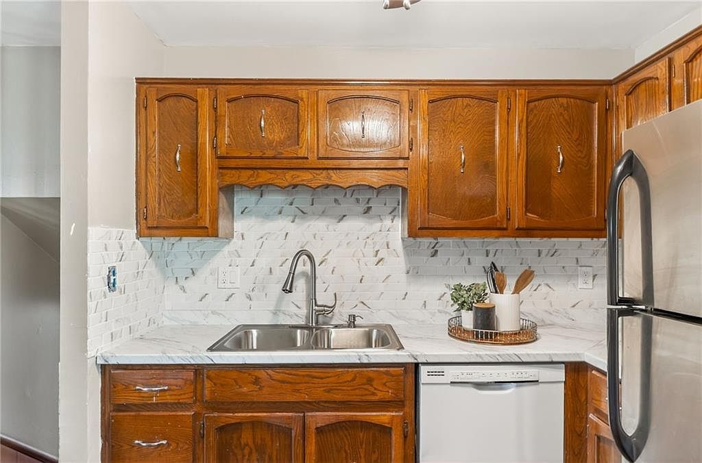 822 Sherrill Ave Liberty, MO 64068 - Thumbnail 4