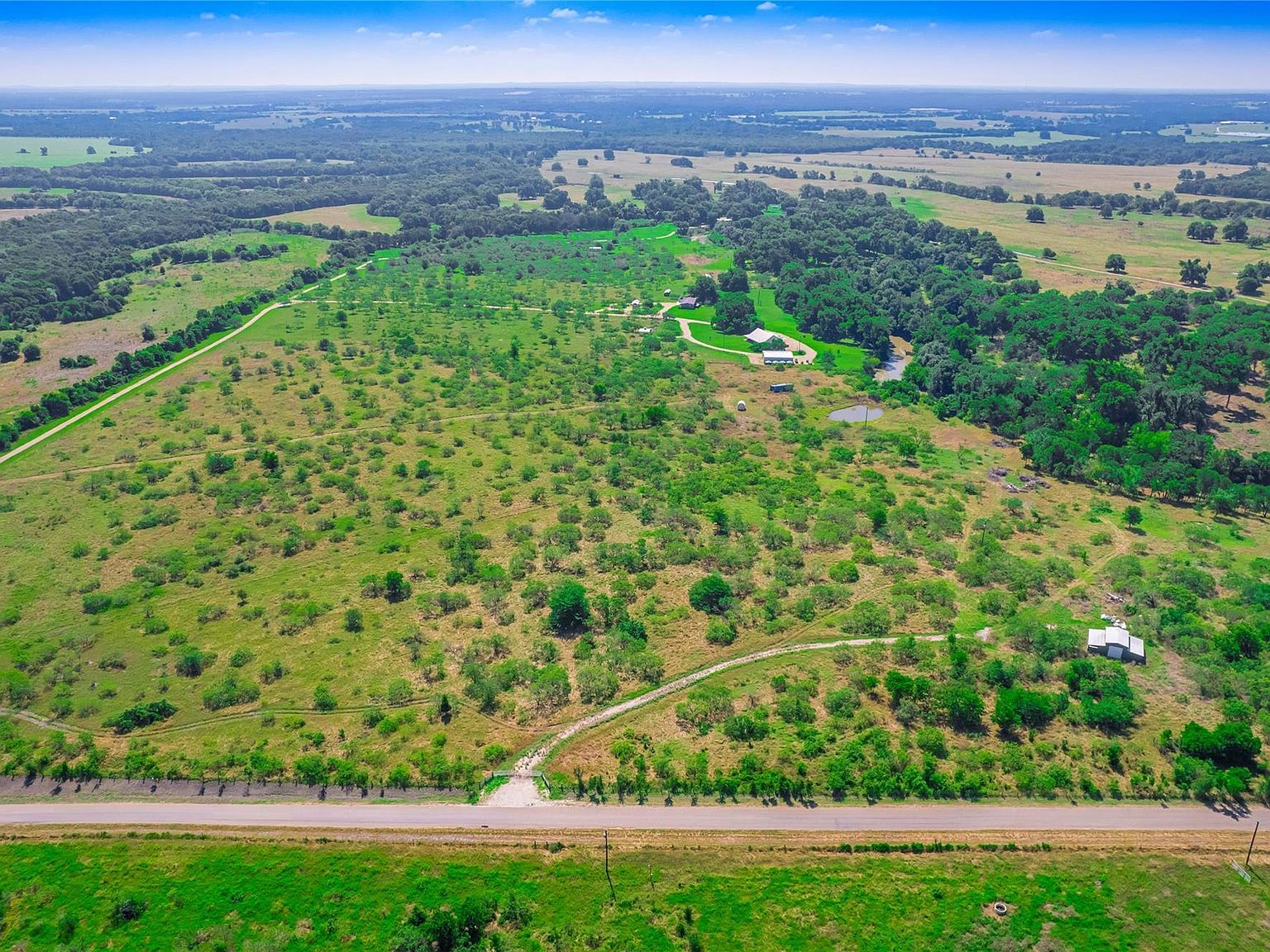 1435 County Road 429 Rockdale, TX 76567 - Thumbnail 4