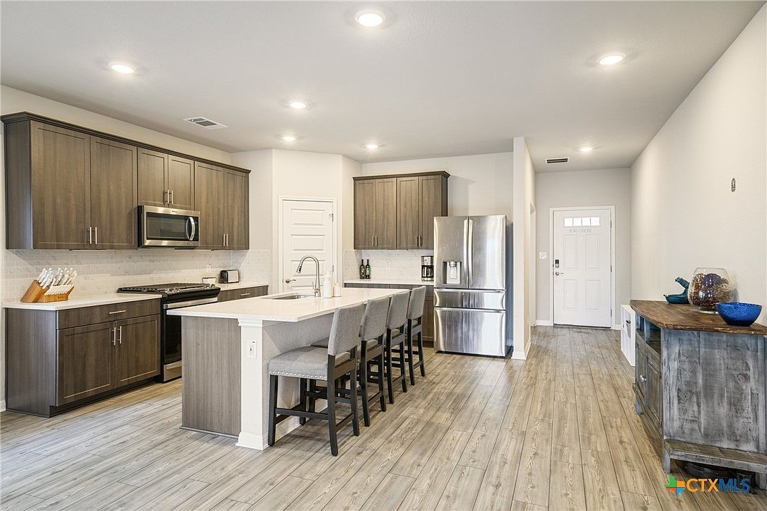 10310 Mager Ln Hutto, TX 78634 - Thumbnail 4