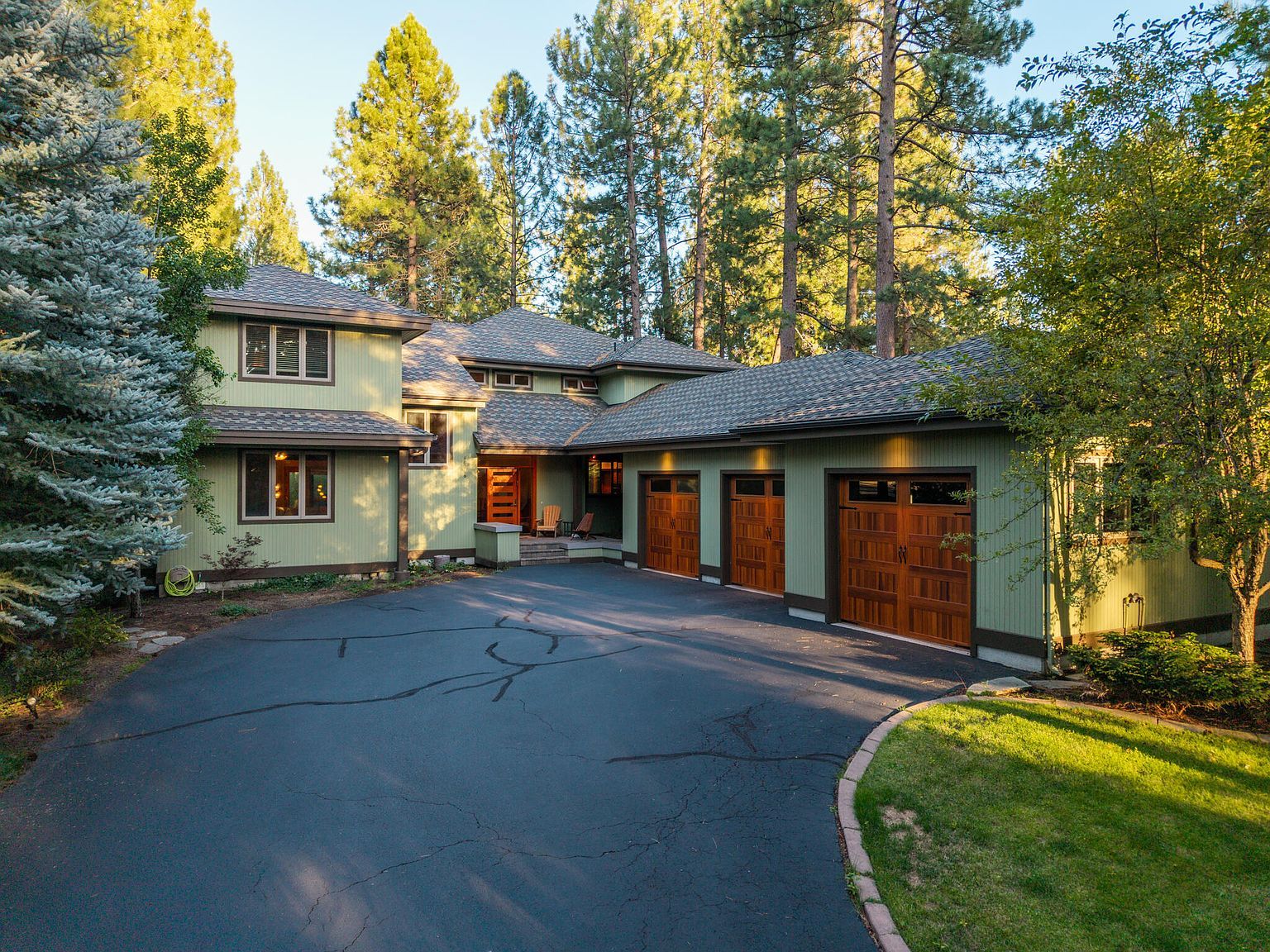 60766 Golf Village Loop Bend, OR 97702 - Thumbnail 4