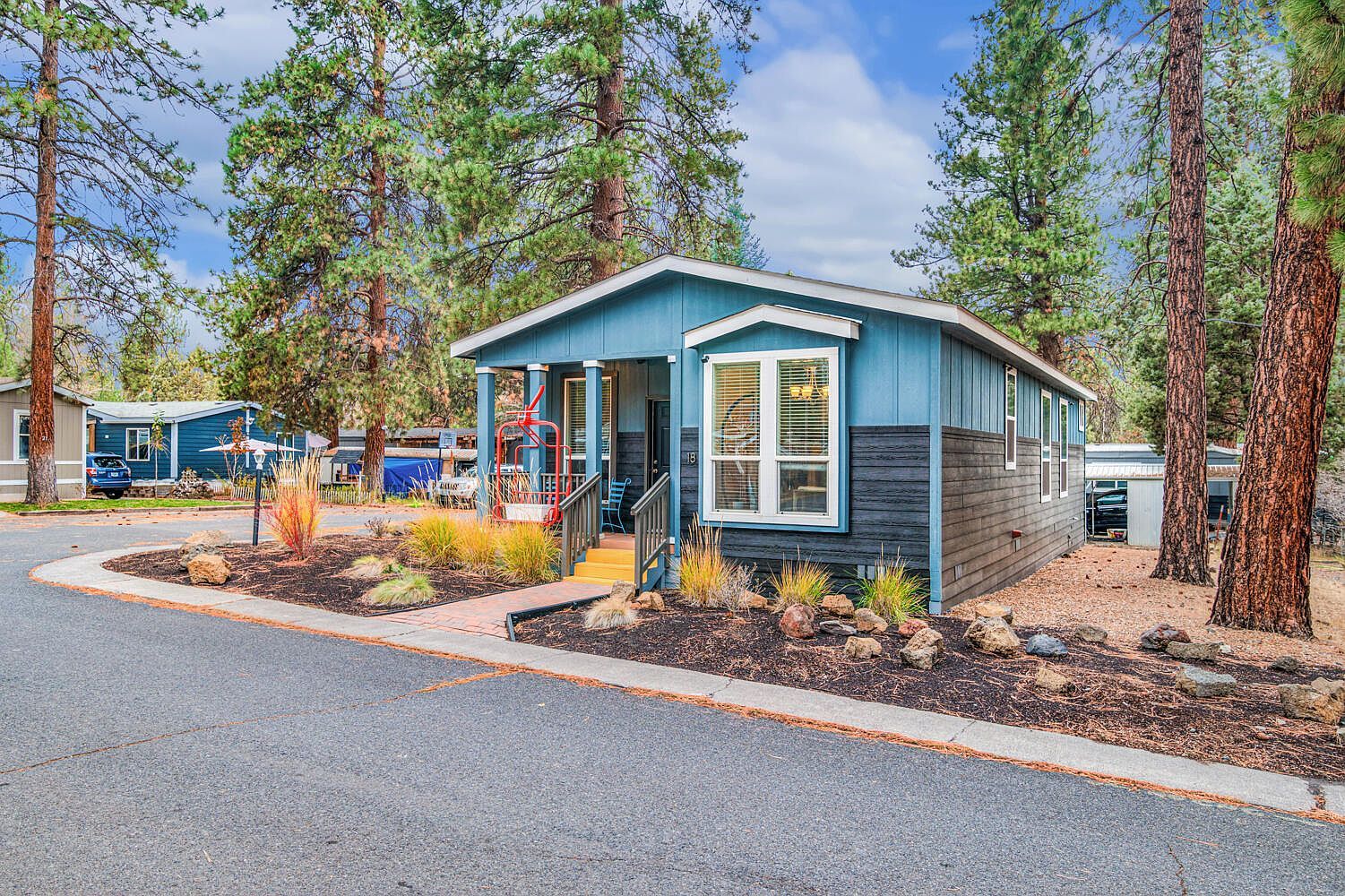 61040 S Queens Dr UNIT 18 Bend, OR 97702 - Thumbnail 4