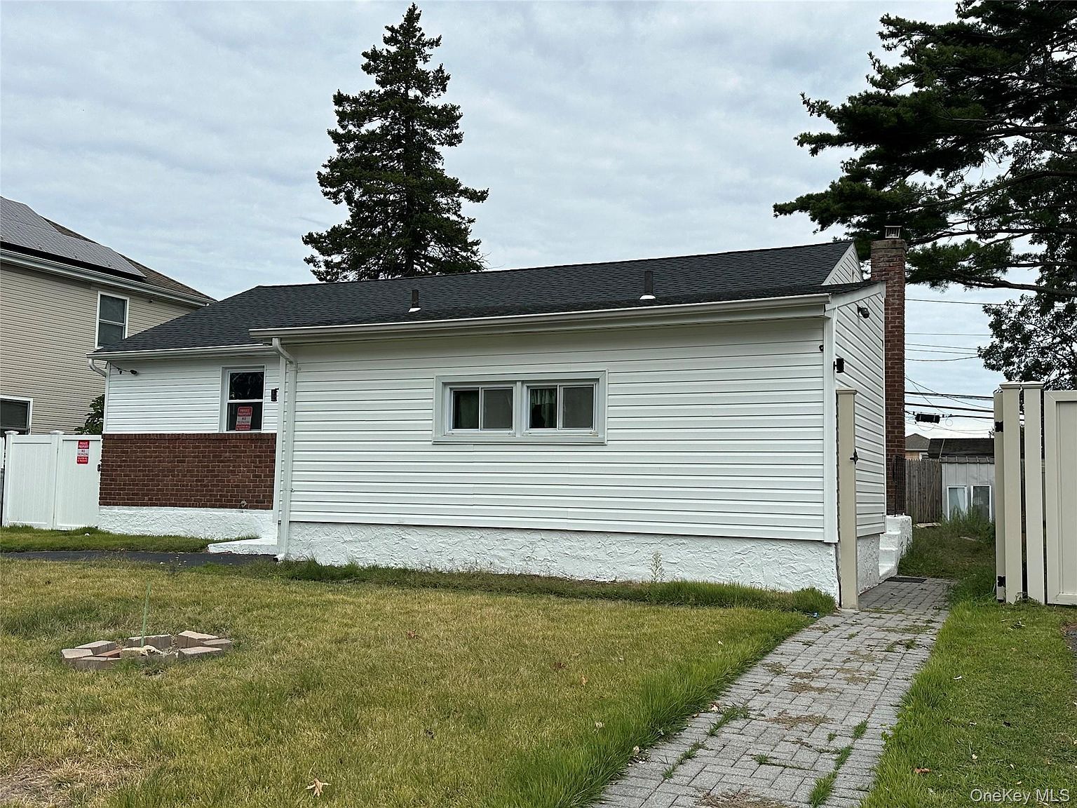 16 Joyce Ave Massapequa, NY 11758 - Thumbnail 4