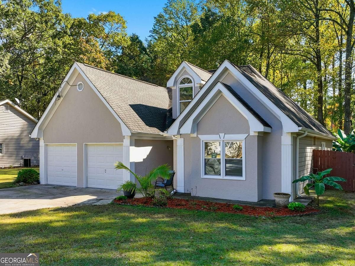 1210 Burning Bush Dr Loganville, GA 30052 - Thumbnail 4