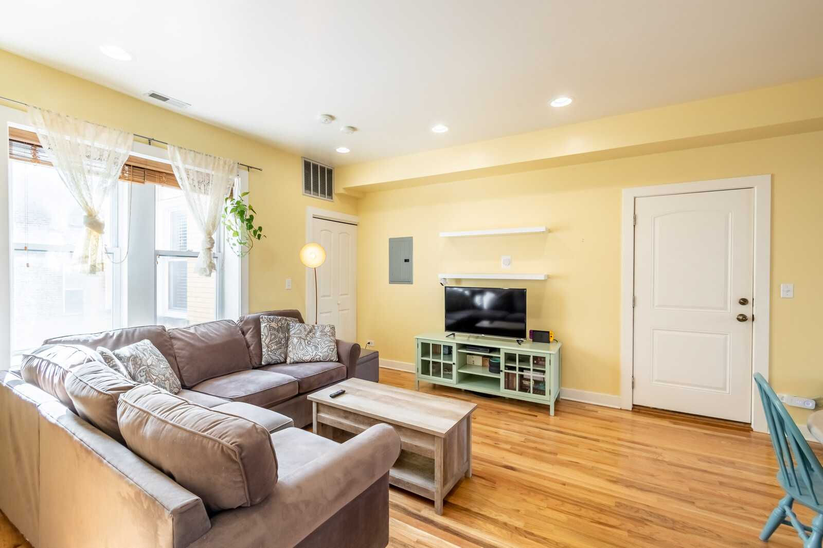 1432 North Maplewood Avenue #303, Chicago, IL, USA, 60622 - Thumbnail 4