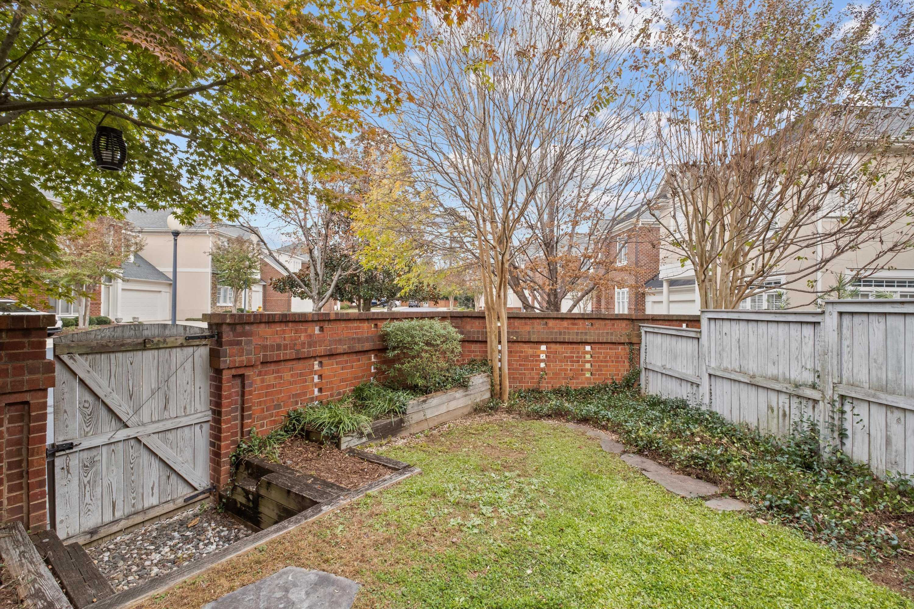 2424 Sloane Square Way, Charlotte, NC, USA, 28211 - Thumbnail 4