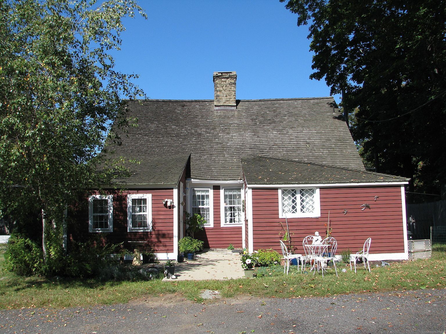 110 E Main St Clinton, CT 06413 - Thumbnail 4