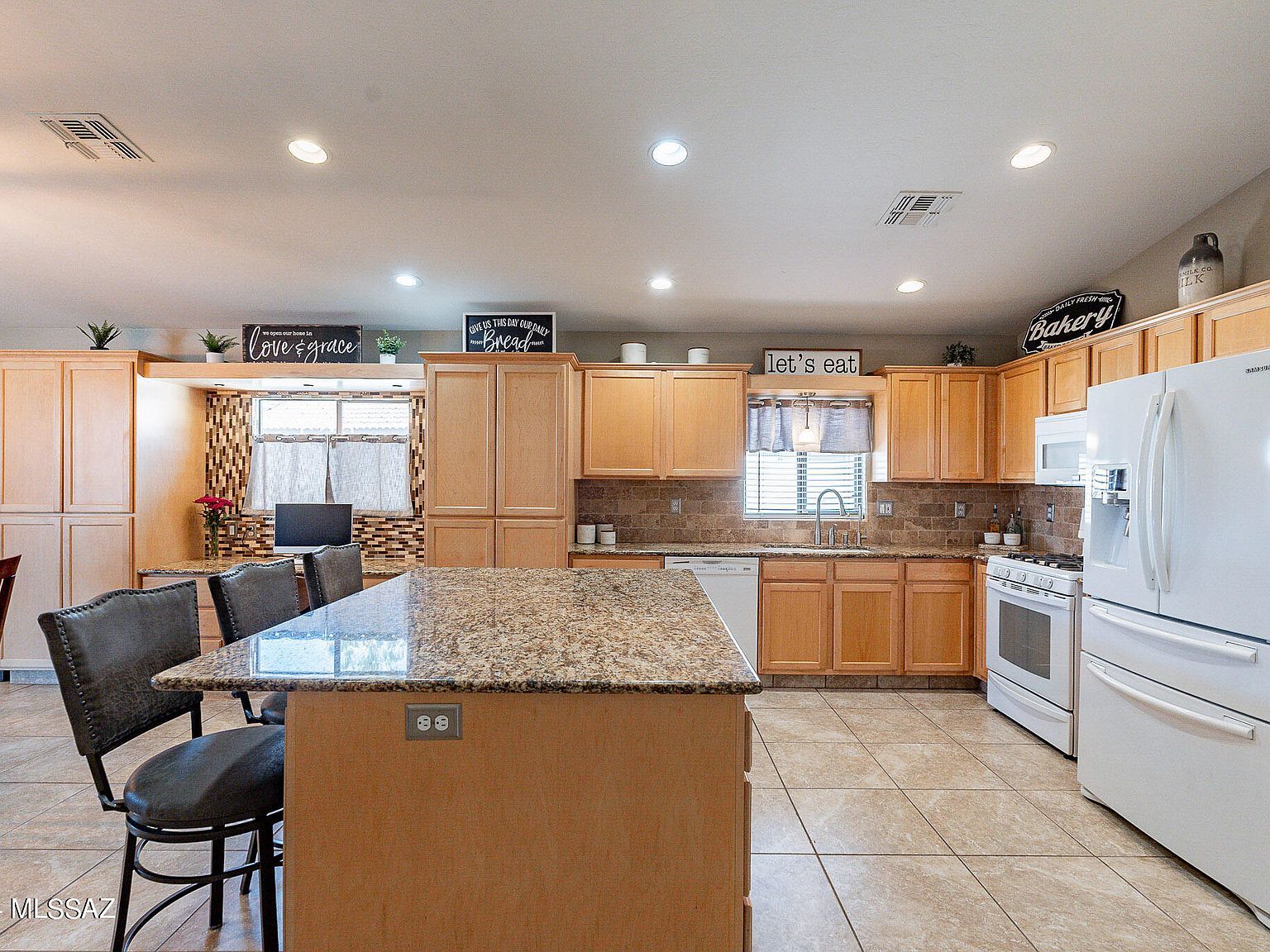 6952 W Tacna Dr Tucson, AZ 85743 - Thumbnail 4