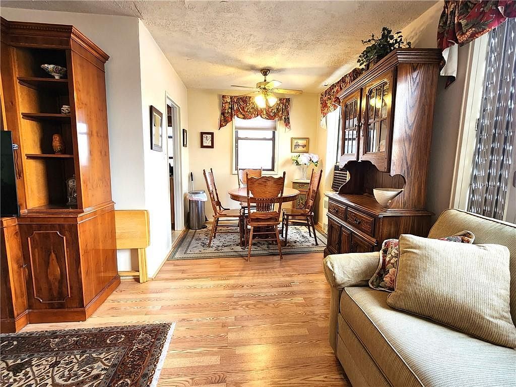 3021 Avenue Z APT 5F Brooklyn, NY 11235 - Thumbnail 4