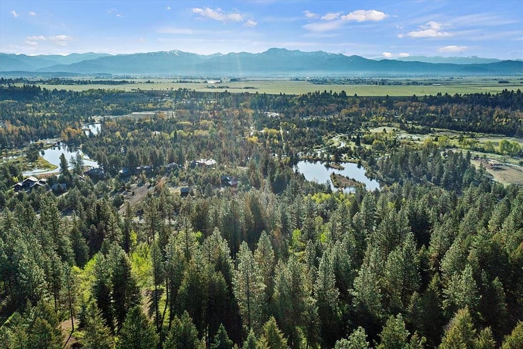 320 Blackhawk Lake Dr McCall, ID 83638 - Thumbnail 4