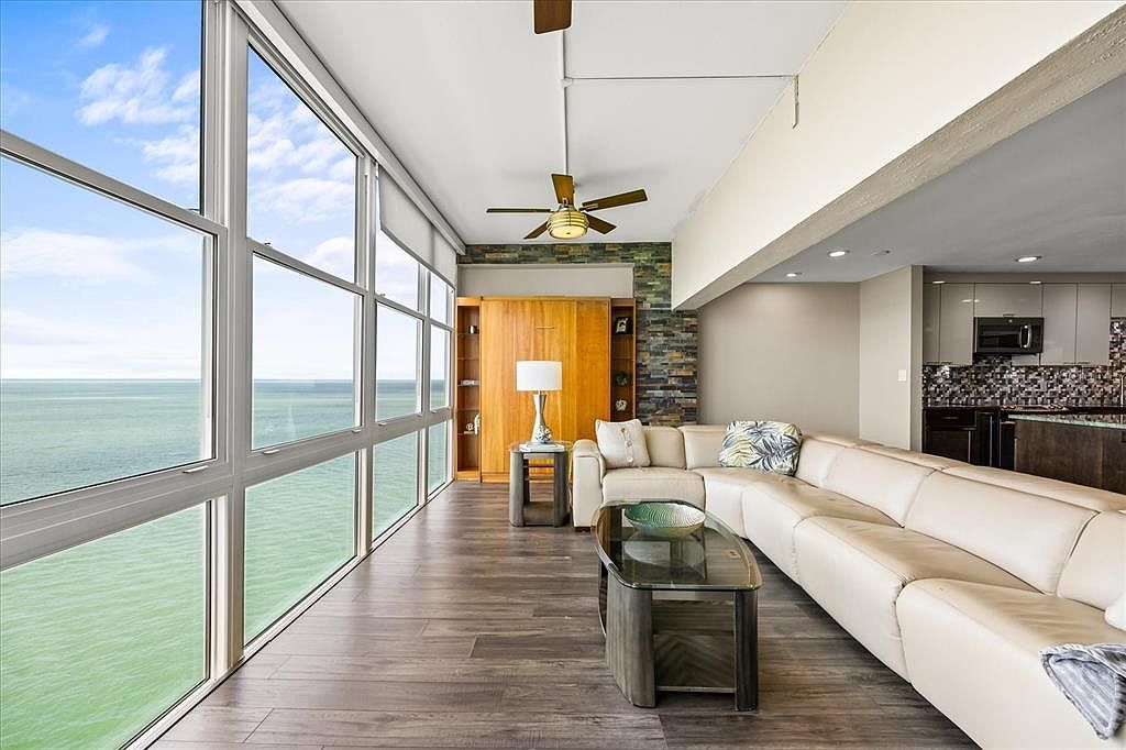 7200 Sunshine Skyway Ln S APT 16G Saint Petersburg, FL 33711 - Thumbnail 4