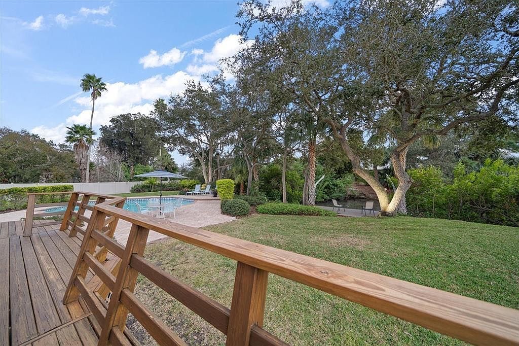 14940 Cathy Ln Largo, FL 33774 - Thumbnail 4