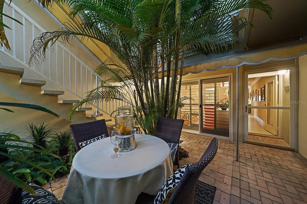 2300 Gulf Blvd APT D1 Belleair Beach, FL 33786 - Thumbnail 4