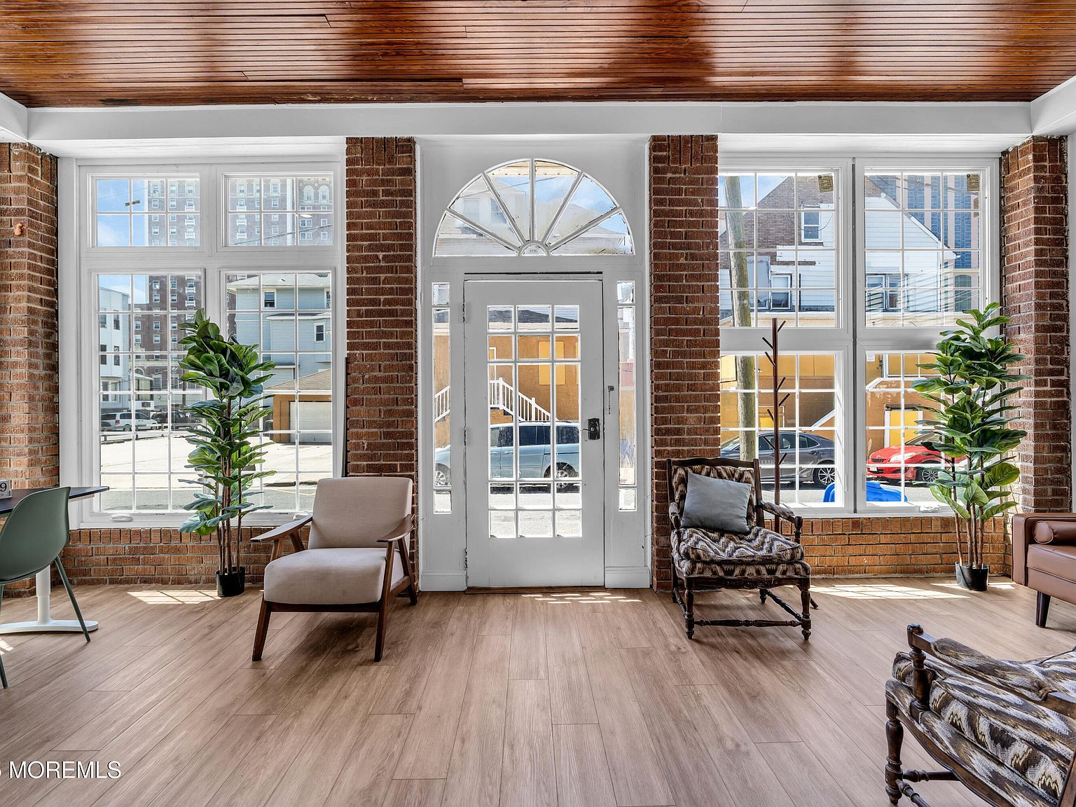 107 S Albion Pl Atlantic City, NJ 08401 - Thumbnail 4