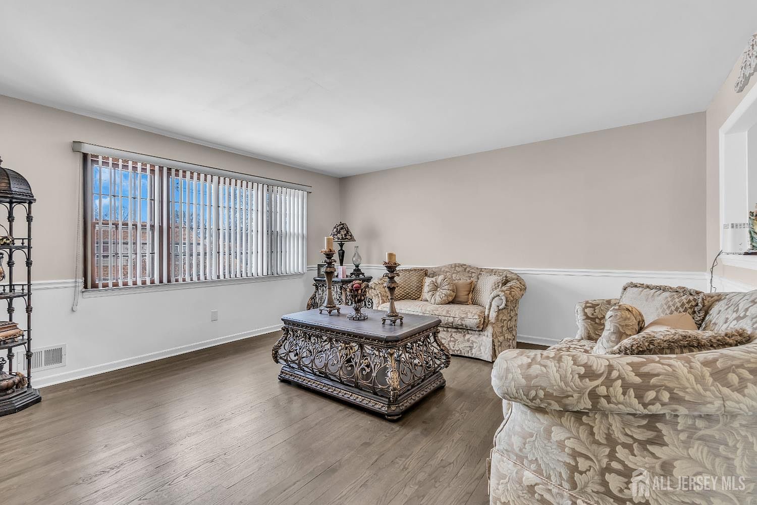 8 Leocadia Ct Hazlet, NJ 07730 - Thumbnail 4