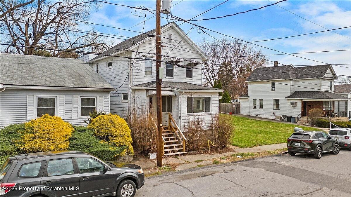 1134 Hampton St Scranton, PA 18504 - Thumbnail 4