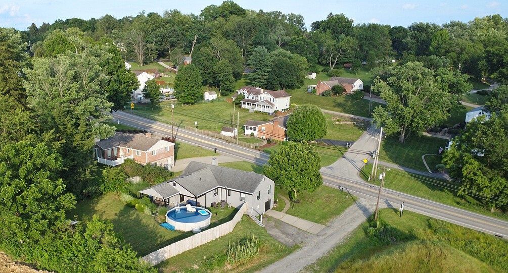 341 E McMurray Rd Canonsburg, PA 15317 - Thumbnail 4